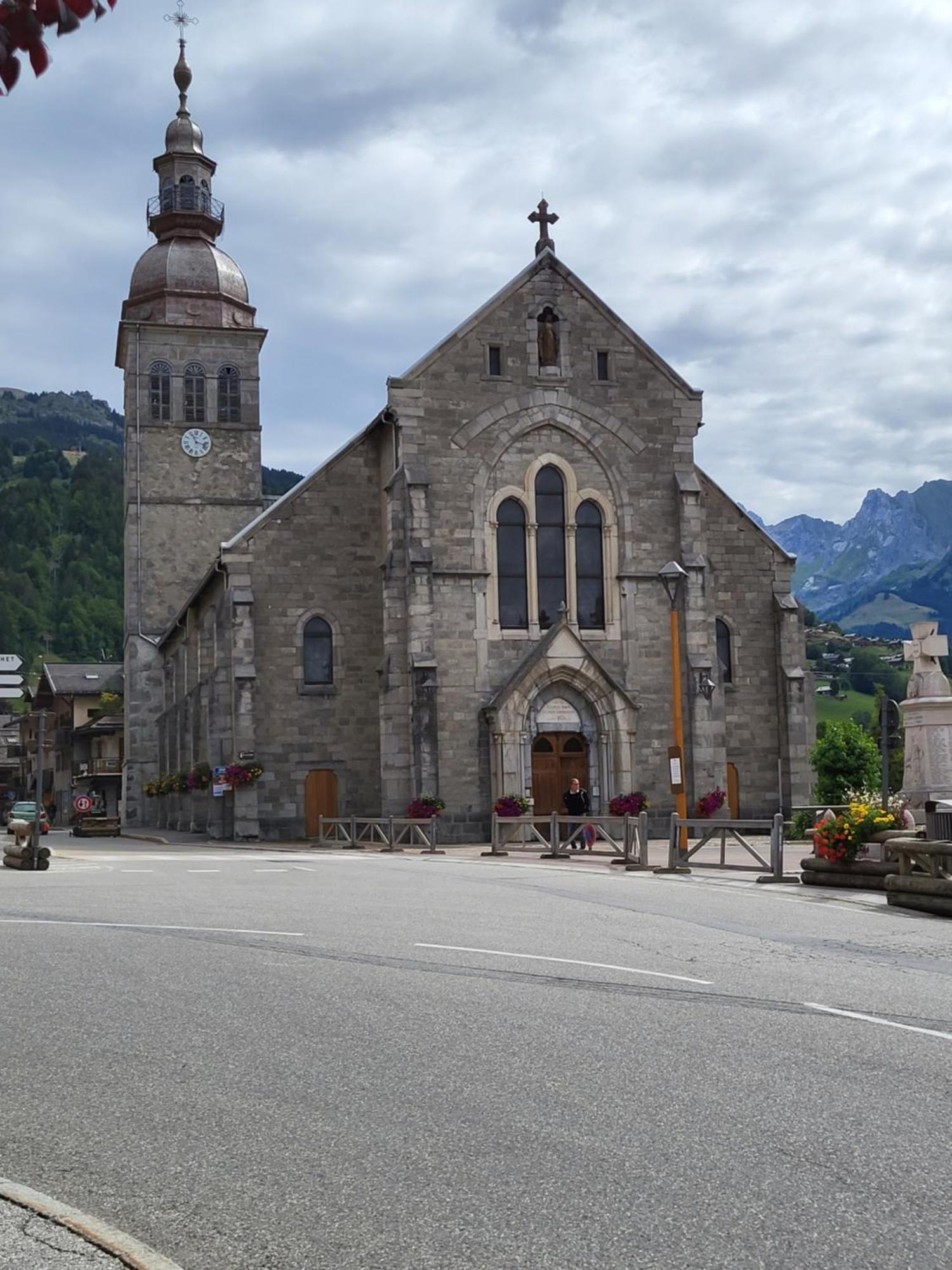 Appartement Cosy Face Aux Aravis Le Grand-Bornand Luaran gambar